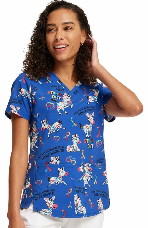 Cherokee Women's Born To Stand Out Print Scrub Top -Scrubs for Women Sales Store 1 ck ck703 printbts 650