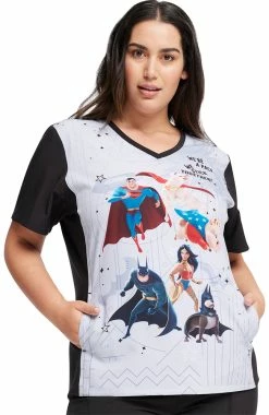 Cherokee Women's Super-Pets Print Scrub Top