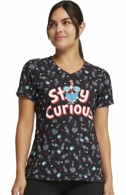 Cherokee Women's Inquiring Minds Print Scrub Top