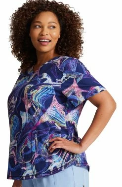 Dickies Women's Digital Waves Print Scrub Top -Scrubs for Women Sales Store 3 di dk623 print 650 1