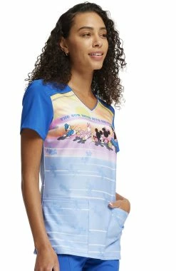 Cherokee Women's Sensational Sunset Print Scrub Top -Scrubs for Women Sales Store 4 ck tf645 print 650