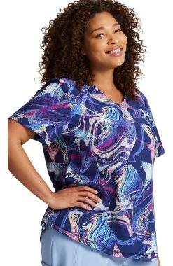 Dickies Women's Digital Waves Print Scrub Top -Scrubs for Women Sales Store 4 di dk623 print 650 1