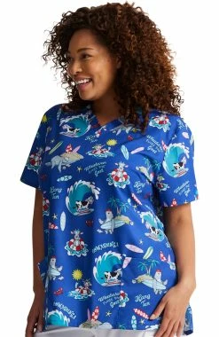 Dickies Women's Cowabunga Friends Print Scrub Top 7 Dickies Women's Cowabunga Friends Print Scrub Top -Scrubs for Women Sales Store 4 di dk717 print 650 2