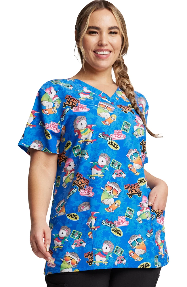Dickies Women's V-Neck Livin' On The Hedge Print Scrub Top 4 Dickies Women's V-Neck Livin' On The Hedge Print Scrub Top - Image 4