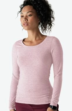 Medelita Women's Performance Scoop Neck T-Shirt -Scrubs for Women Sales Store 4 md kt22106 650