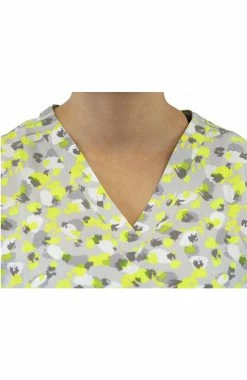 Maevn Uniforms Women's Twinkle Twinkle Print Scrub Top -Scrubs for Women Sales Store 4 mv 1767 print 650 1