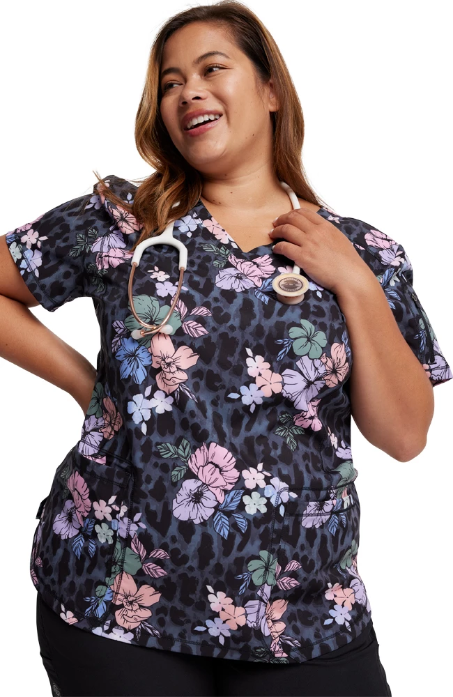 Dickies Women's Wild Tropic Print Scrub Top 6 Dickies Women's Wild Tropic Print Scrub Top - Image 6
